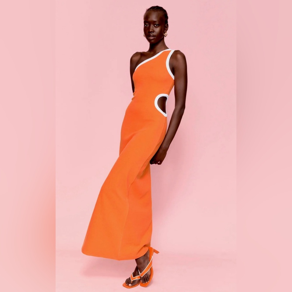 Third Form
Ring Around One Shoulder Maxi Dress - Tangerine US 4
